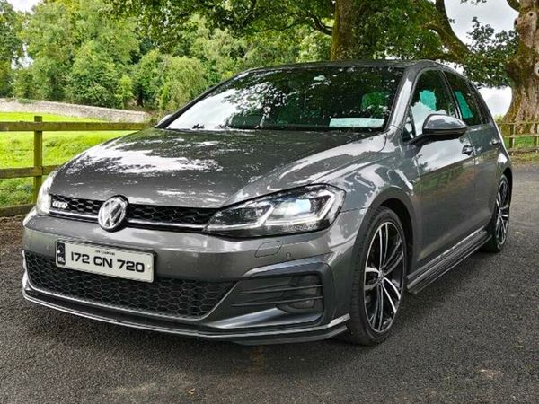 Volkswagen Golf Hatchback, Diesel, 2017, Grey