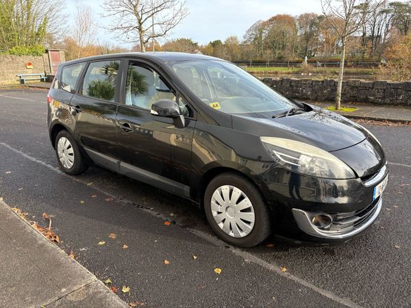 SEAT Ibiza MPV, Petrol, 2012, Red