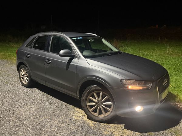 Audi Q3 SUV, Diesel, 2012, Grey