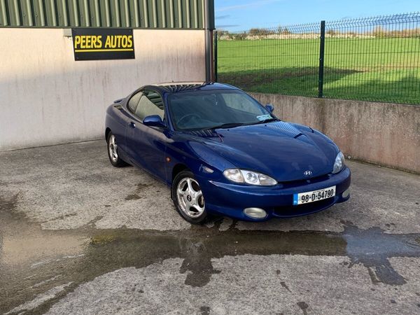 Hyundai Lantra Hatchback, Petrol, 1998, Blue