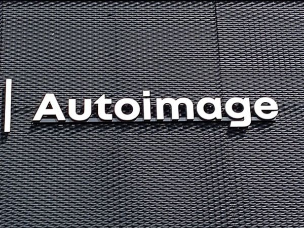 Suzuki Swift Hatchback, Petrol, 2012, Silver