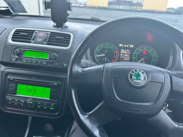 Skoda Fabia Estate, Petrol, 2009, Beige