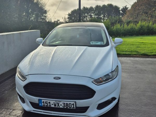 Ford Mondeo Hatchback, Diesel, 2015, White