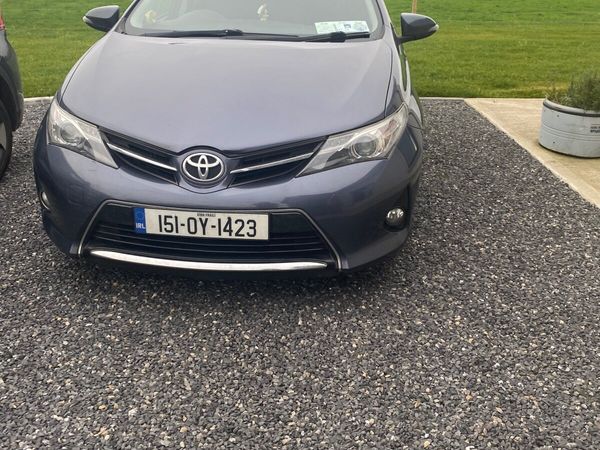Toyota Auris Hatchback, Diesel, 2015, Blue