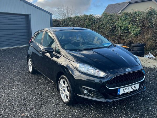Ford Fiesta Hatchback, Petrol, 2017, Black