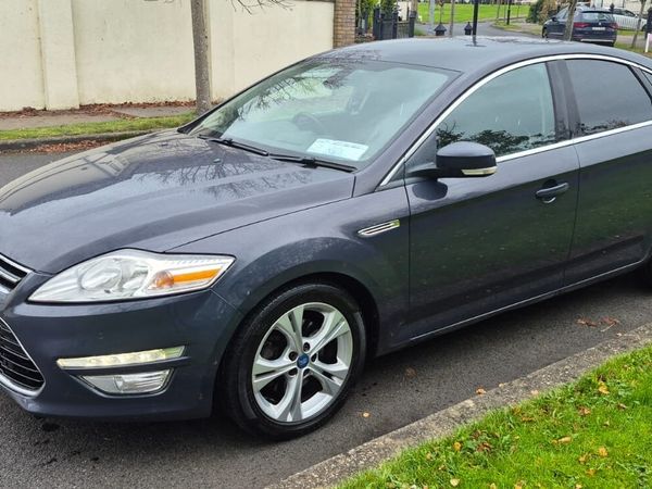 Ford Mondeo Hatchback, Diesel, 2013, Grey