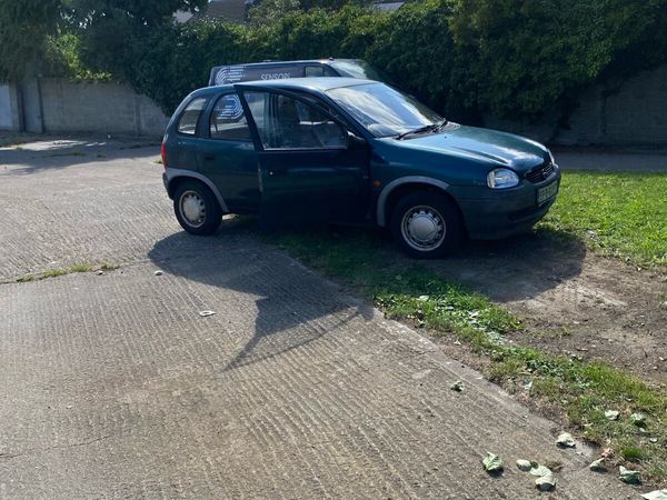 Opel Corsa Hatchback, Petrol, 1997, Blue