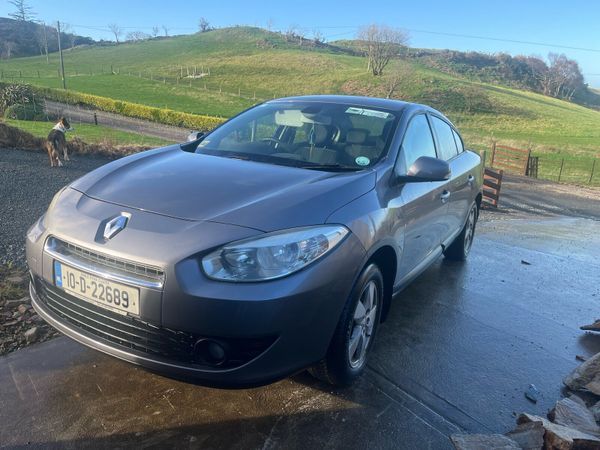 Renault Fluence Saloon, Diesel, 2010, Grey
