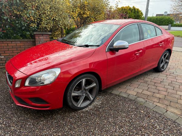 Volvo S60 Saloon, Diesel, 2012, Red