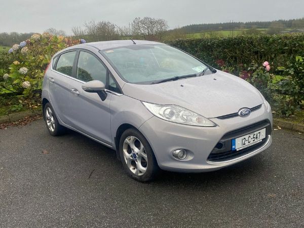 Ford Fiesta Hatchback, Petrol, 2012, Grey