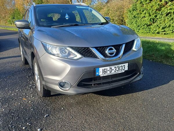 Nissan Qashqai Hatchback, Diesel, 2016, Grey