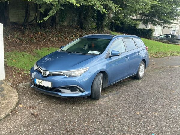 Toyota Auris Estate, Diesel, 2016, Blue