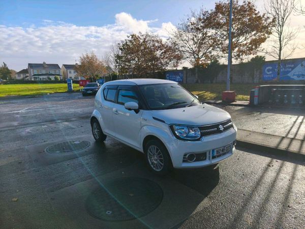 Suzuki Ignis Hatchback, Petrol, 2016, White