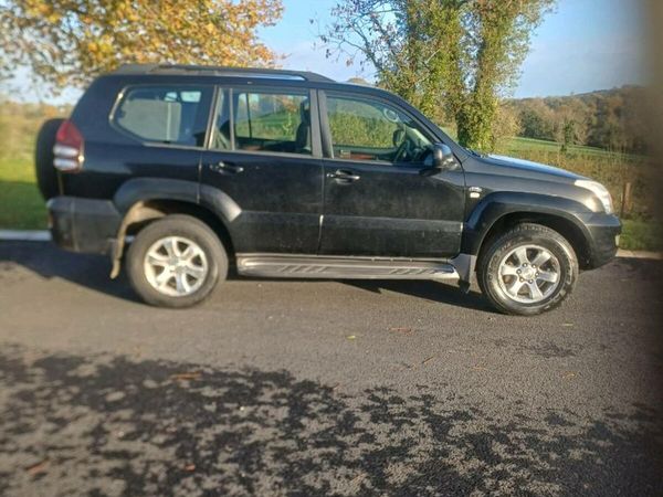 Toyota Land Cruiser SUV, Diesel, 2005, Black