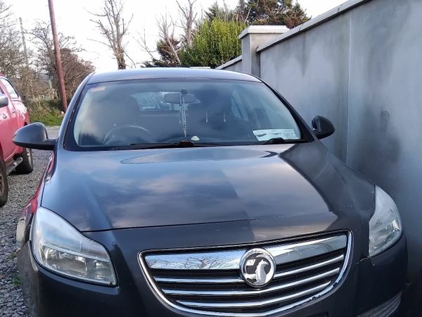 Vauxhall Insignia Hatchback, Diesel, 2013, Grey