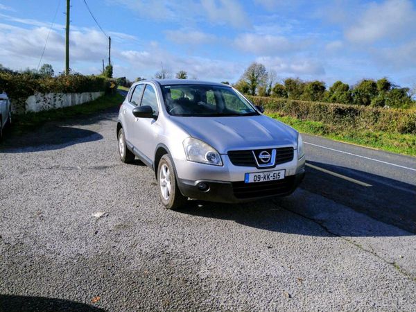 Nissan Qashqai Hatchback, Petrol, 2009, Silver