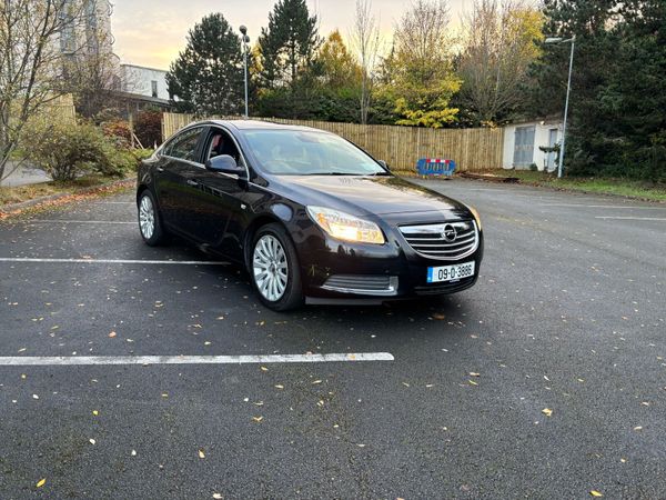 Opel Insignia Hatchback, Diesel, 2009, Black