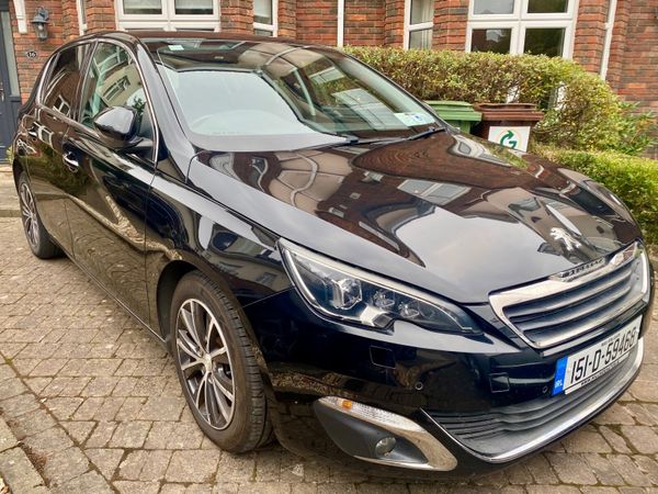 Peugeot 308 Hatchback, Petrol, 2015, Black