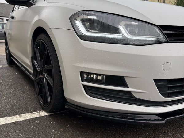 Volkswagen Golf Estate, Diesel, 2014, Red