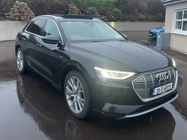 Audi e-tron Estate/Jeep, Electric, 2021, Black