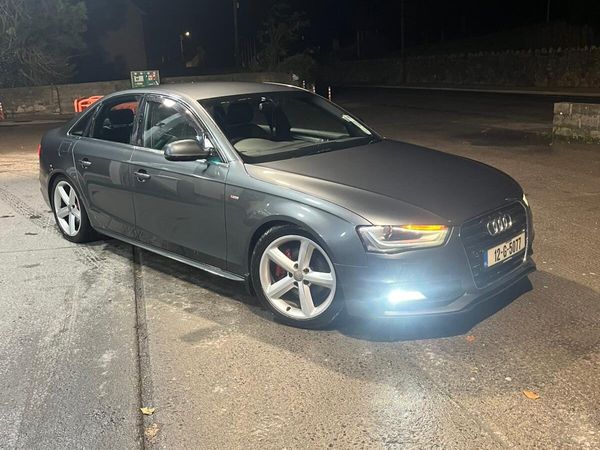 Audi A4 Saloon, Diesel, 2012, Grey