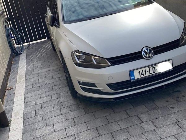 Volkswagen Golf Estate, Diesel, 2014, Red