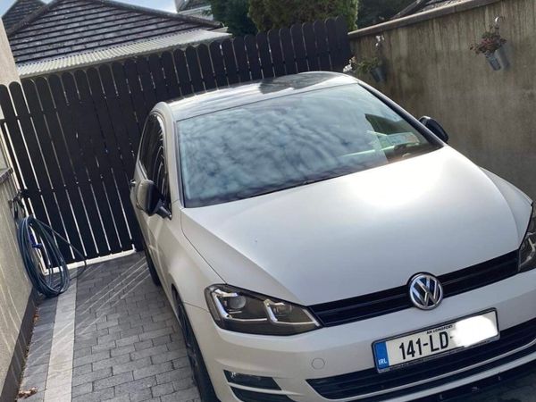 Volkswagen Golf Estate, Diesel, 2014, Red