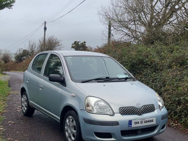 Toyota Yaris Hatchback, Petrol, 2004, Blue