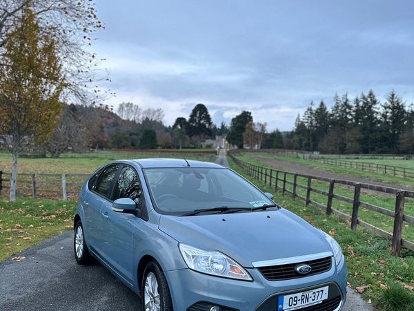 Ford Focus Hatchback, Diesel, 2009, Grey