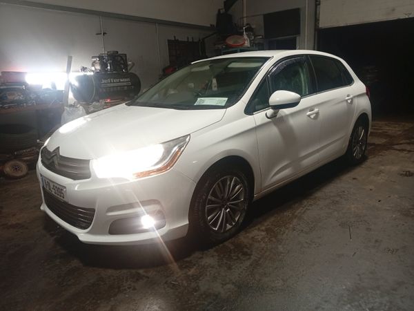 Citroen C4 Hatchback, Diesel, 2011, White