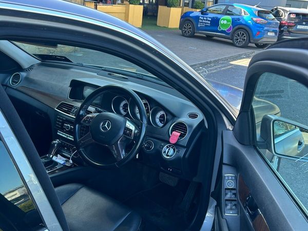 Mercedes-Benz C-Class Saloon, Diesel, 2011, Silver