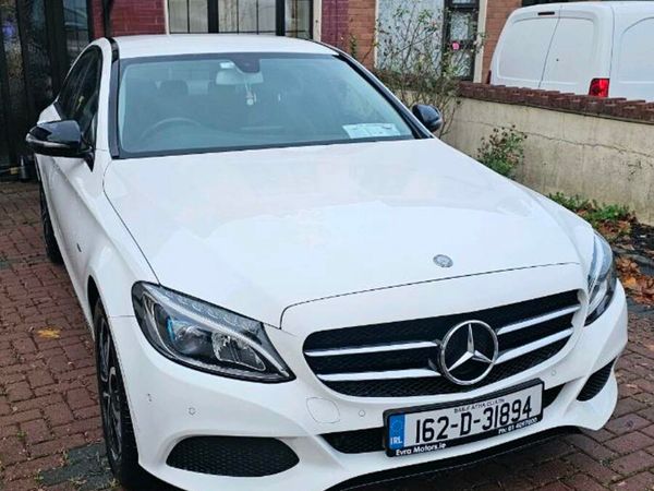 Mercedes-Benz C-Class Saloon, Petrol Plug-in Hybrid, 2016, White