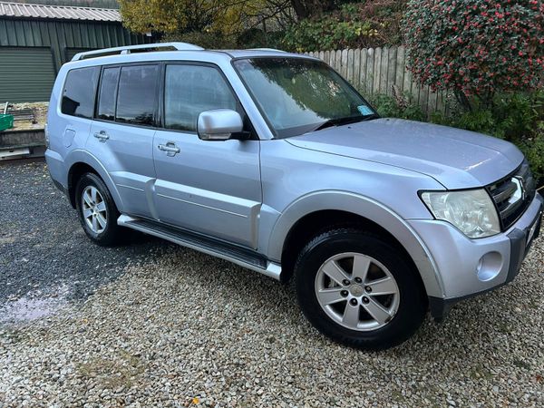 Mitsubishi Pajero Estate, Diesel, 2008, Silver