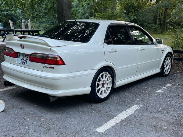 Honda Unknown Saloon, Petrol, 2001, White