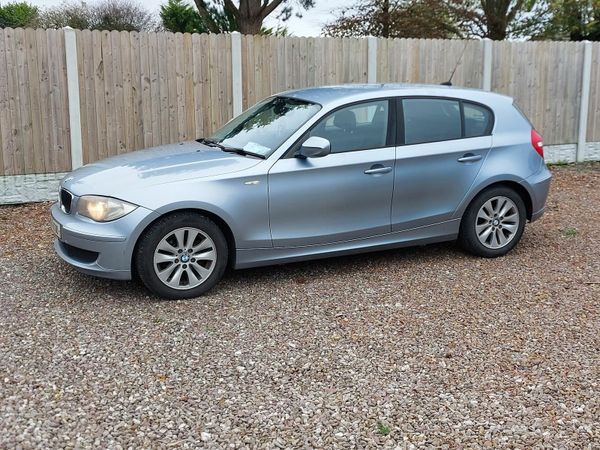 BMW 1-Series Hatchback, Diesel, 2011, Blue