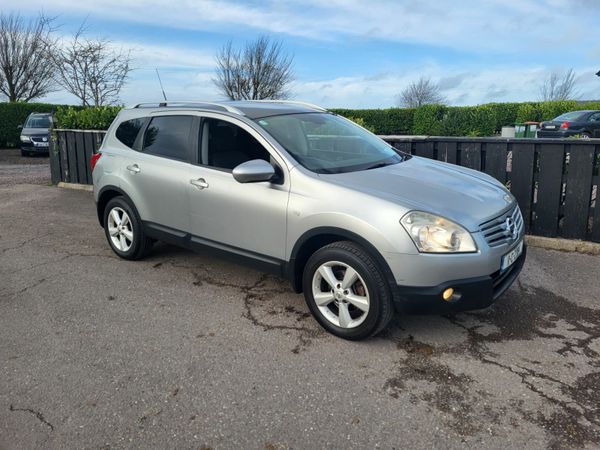 Nissan Qashqai+2 Hatchback, Petrol, 2011, Silver