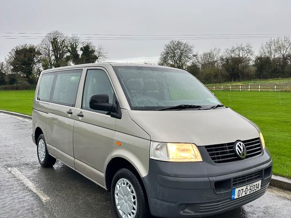 Volkswagen Shuttle Minibus, Diesel, 2007, Beige