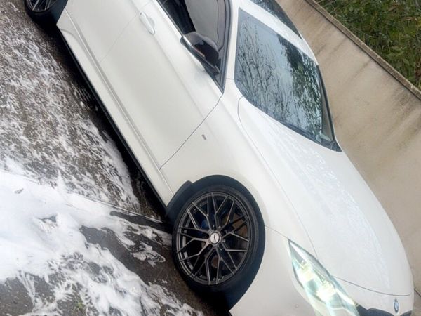 BMW 3-Series Saloon, Diesel, 2018, White