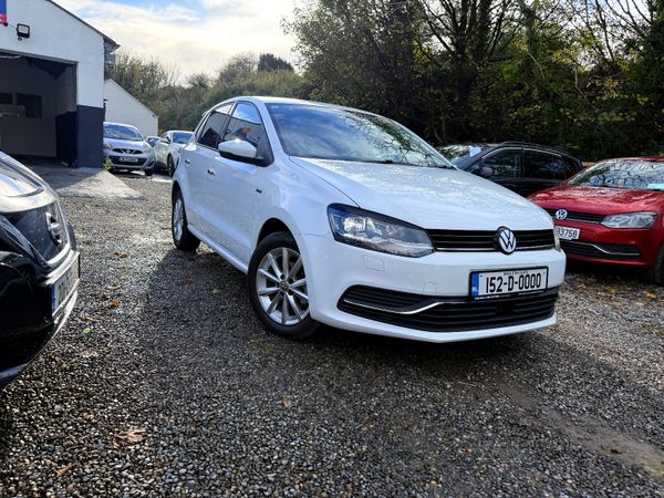 Volkswagen Polo Hatchback, Petrol, 2015, White