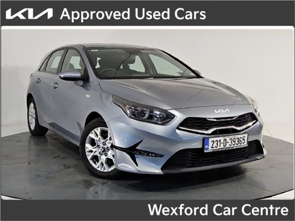 Kia Ceed Hatchback, Diesel, 2023, Silver