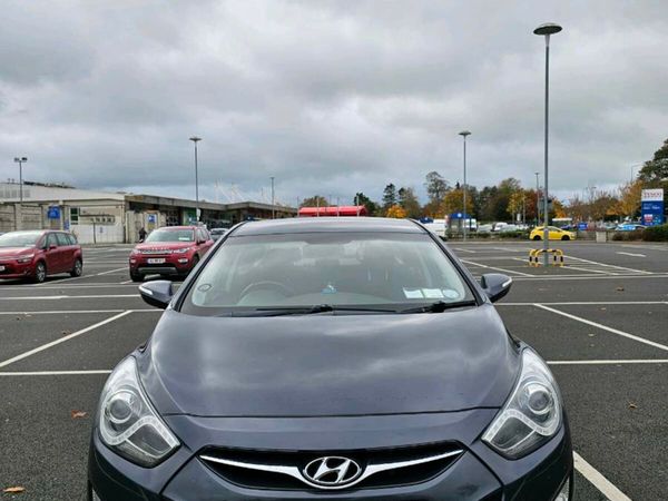 Hyundai i40 Saloon, Diesel, 2014, Blue