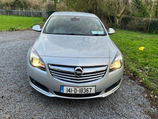 Opel Insignia Hatchback, Diesel, 2014, Silver