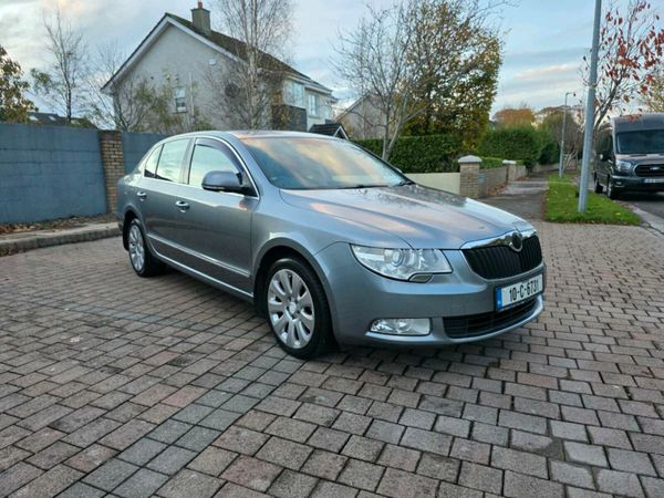 Skoda Superb Saloon, Diesel, 2010, Grey