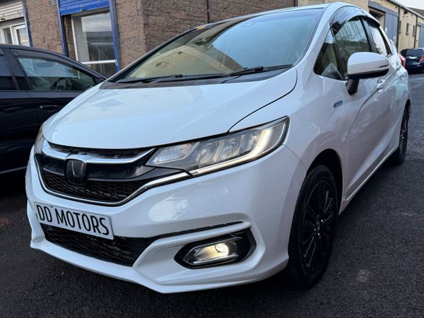 Honda Fit Hatchback, Petrol Hybrid, 2019, White