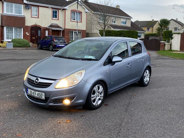 Opel Corsa Hatchback, Petrol, 2009, Silver