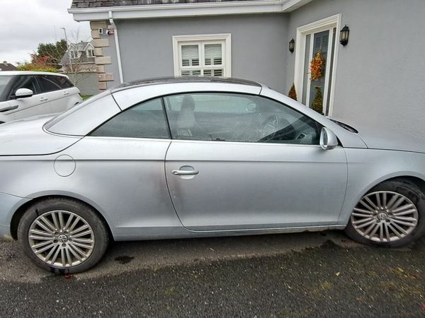 Volkswagen Eos Convertible, Petrol, 2007, Silver