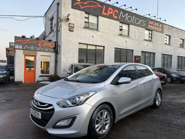 Hyundai i30 Hatchback, Diesel, 2012, Silver