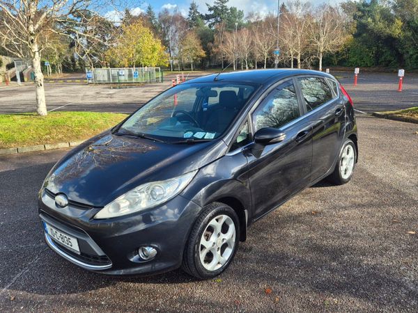 Ford Fiesta Hatchback, Petrol, 2010, Black