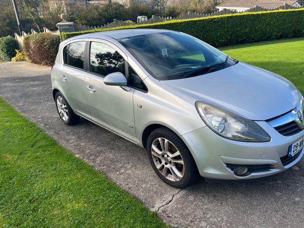 Vauxhall Corsa Hatchback, Diesel, 2009, Silver