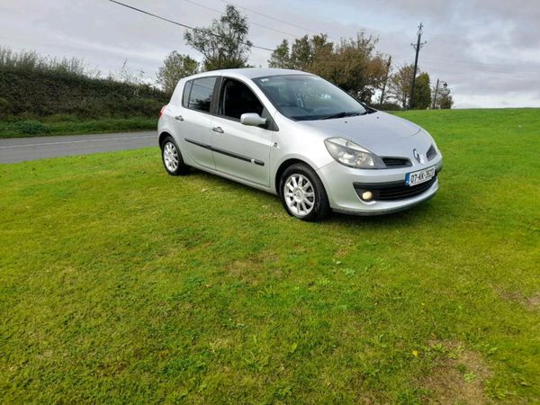 Renault Clio Hatchback, Petrol, 2007, Silver